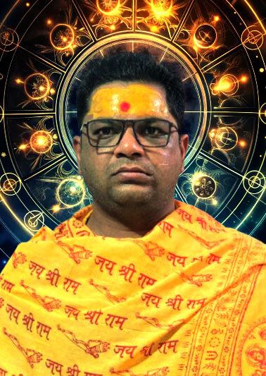 Astrologer Ravikant Shastri